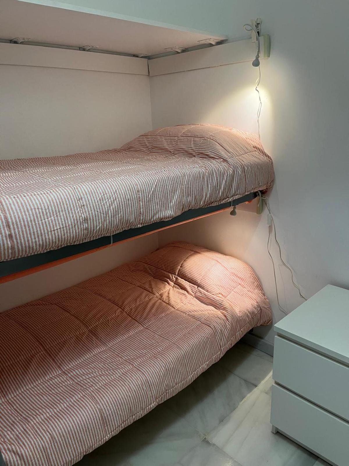 Apartamento Carvajal Beach Fuengirola Szoba fotó